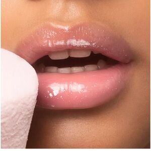 Lancôme lip gloss color marshmallow electro new